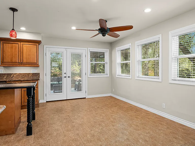 885 Eldorado Dr — Photo 12