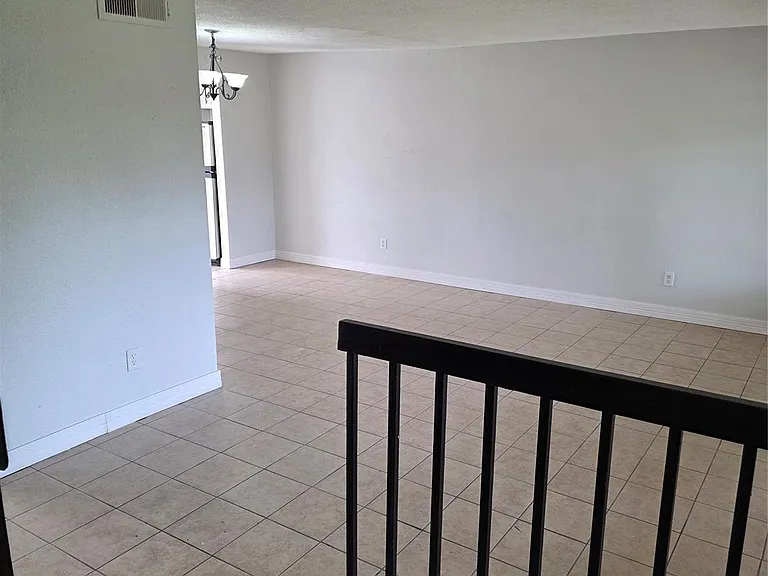 10343 Huntington Place Dr #343 — Photo 3