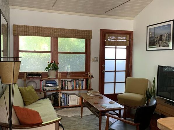 1203 1/2 Cabrillo Ave