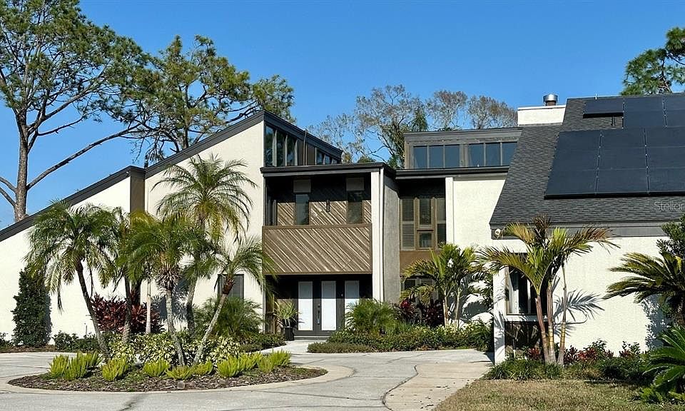 1st image of 4402 MEADOWWOOD WAY