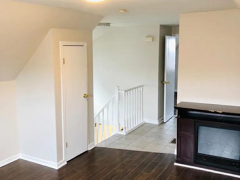 659 Wilson St #3 — Photo 3