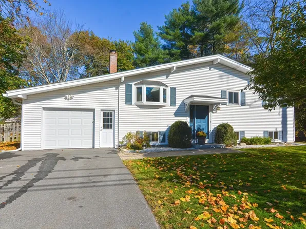 110 Lovering St, Medway, MA 02053
