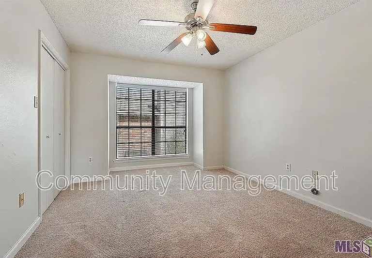 2632 S Roth Ave #32B — Photo 6