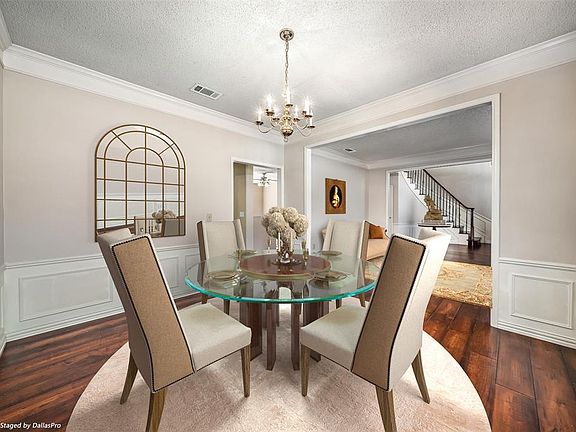 3rd image of 1224 Normandy Dr