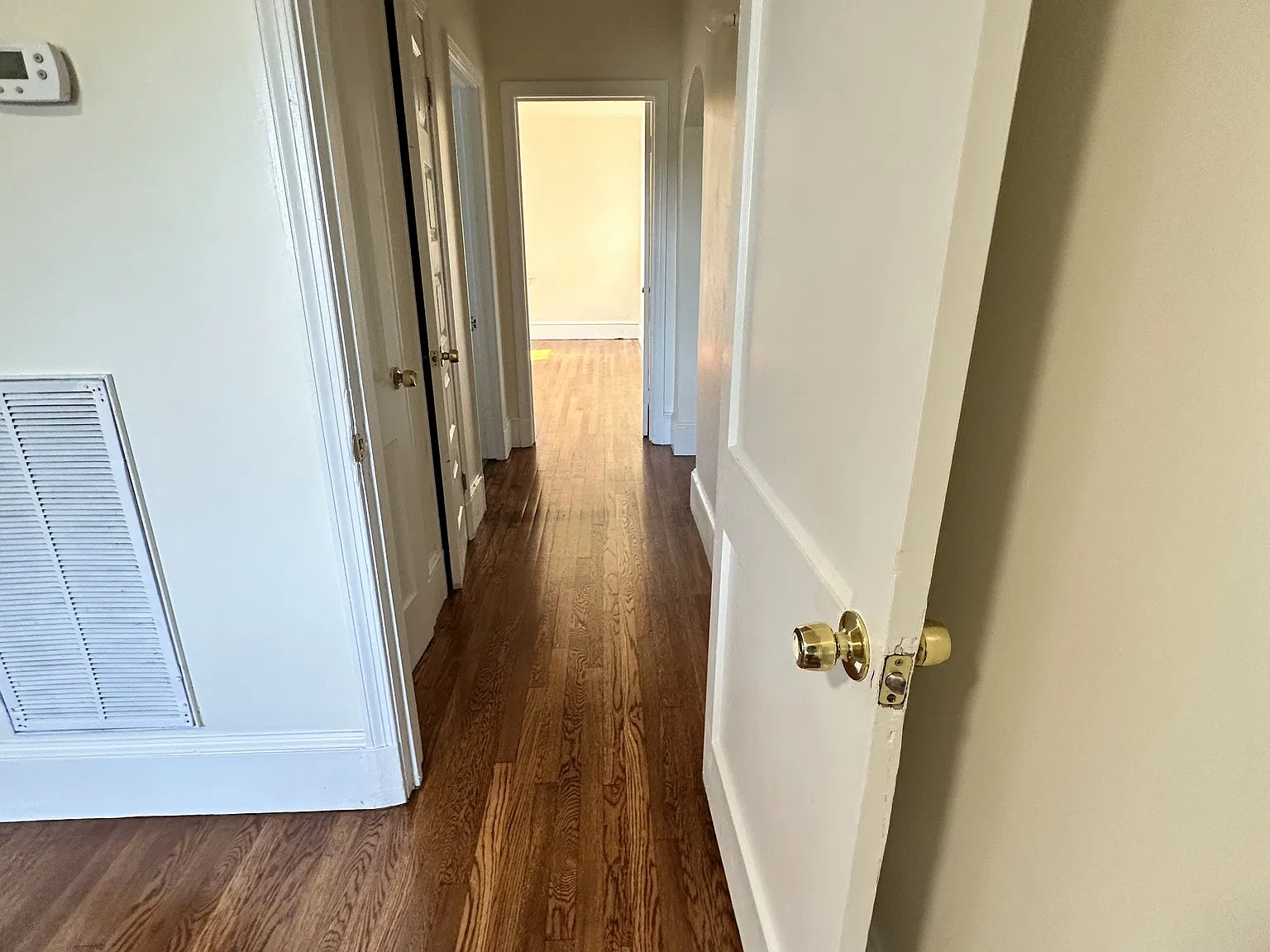 4 bed, 1932 sqft, $2,600 — Photo 3