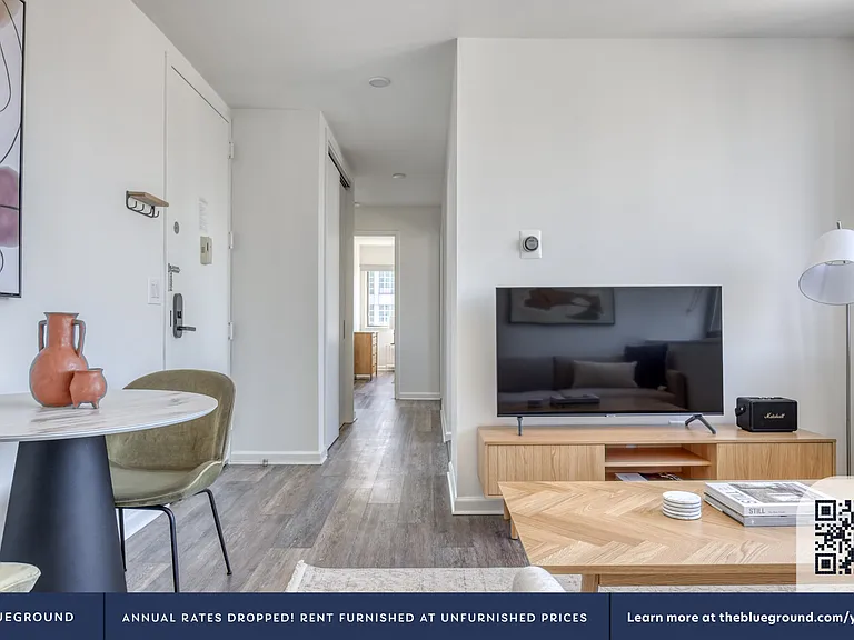 520 W 43rd St #24B — Photo 3