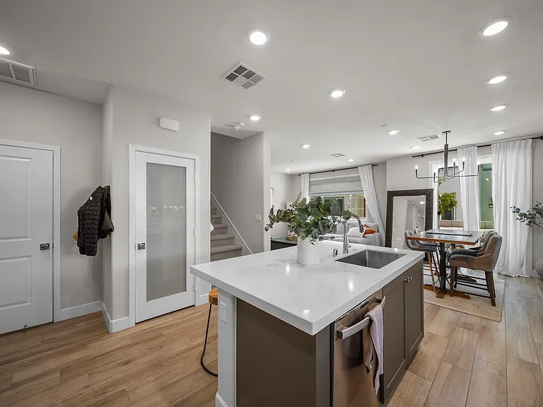 2556 Little Rock Ln — Photo 26