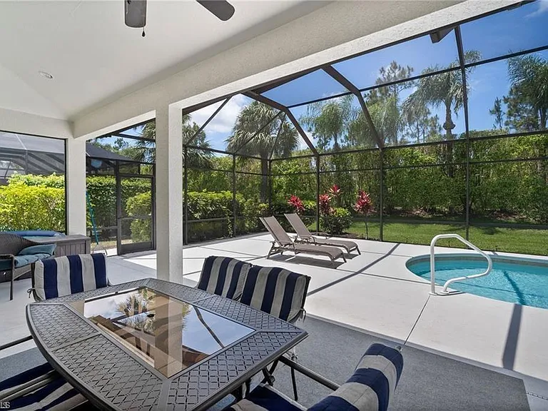 8884 Mustang Island Cir — Photo 30