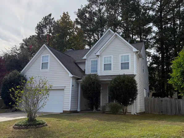 5605 Apalachicula Dr, Raleigh, NC 27616