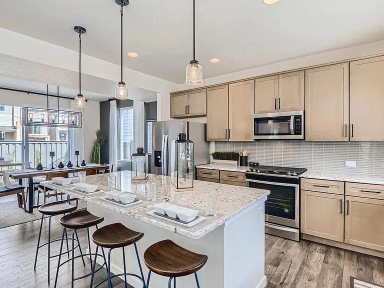 5897 Spring Breeze Dr — Photo 6