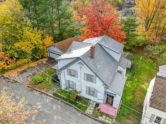 4th image of 8 Maple Street