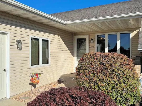 1559 N Dewey Ave, Reedsburg, WI 53959