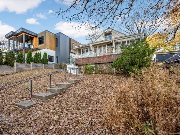 1944 Cedar Lake Pkwy, Minneapolis, MN 55416