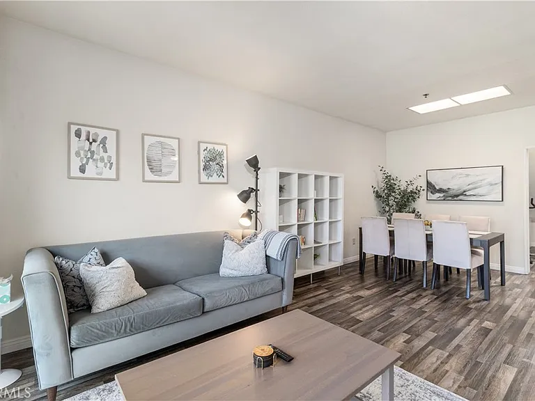 801 S 2nd St #4 — Photo 3