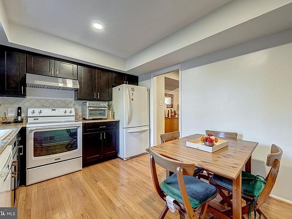 2nd image of 7779 Tiverton Dr
