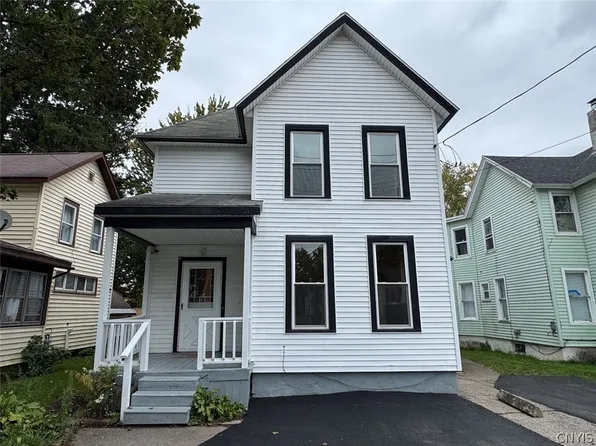 116 N Lake St, Oneida, NY 13421