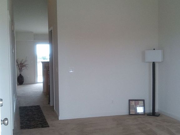 2nd image of 174 Killdeer Cir APT 206