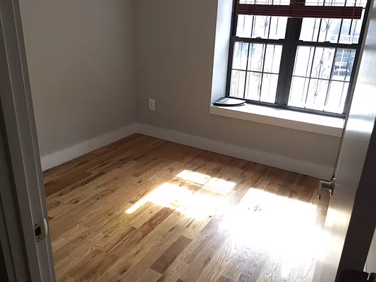 Rented by P Management | media 13