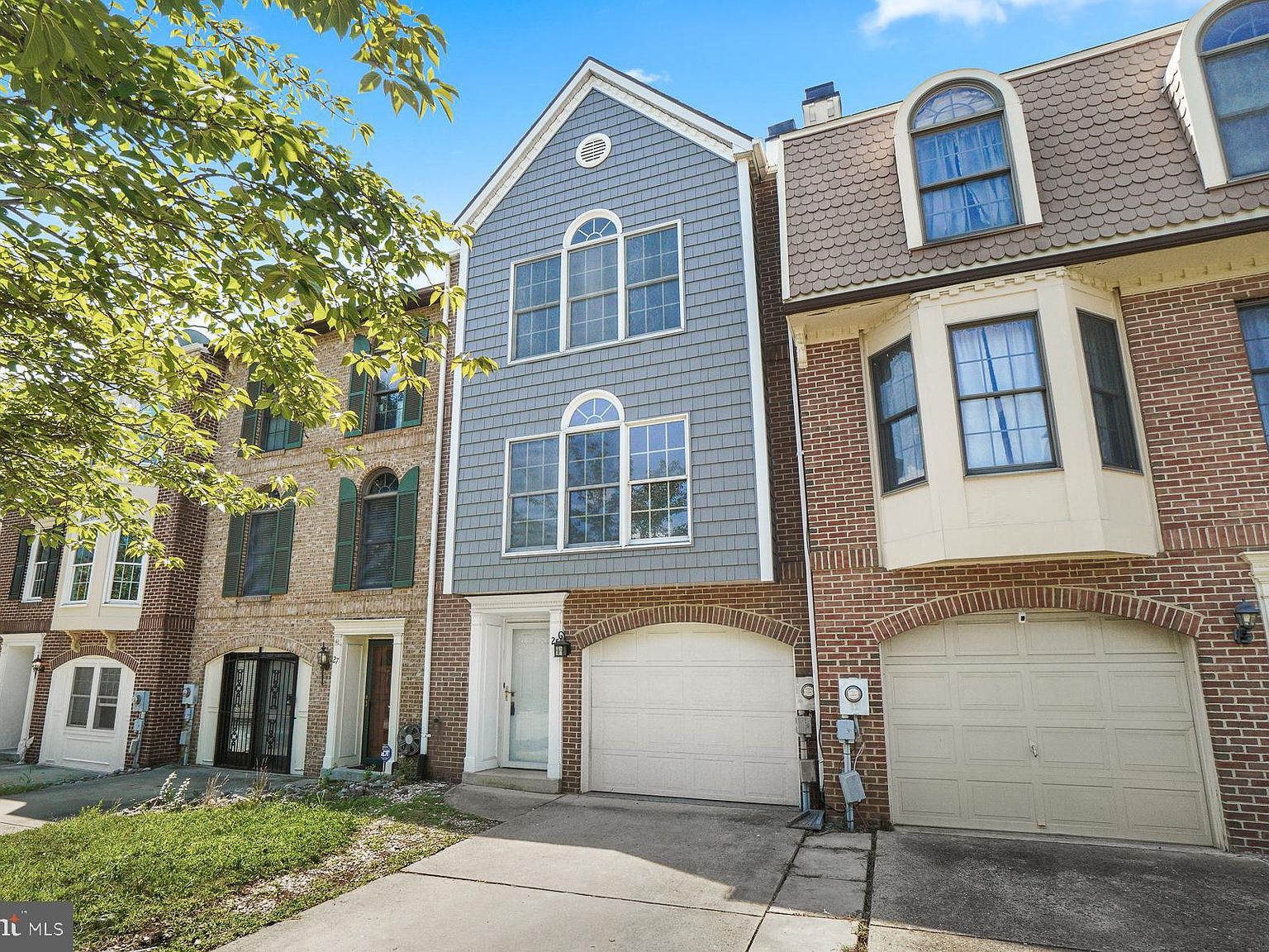 25 Victoria Sq, Frederick, MD 21702 Zillow