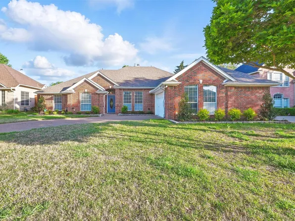 3 Treewood Ct, Mansfield, TX 76063