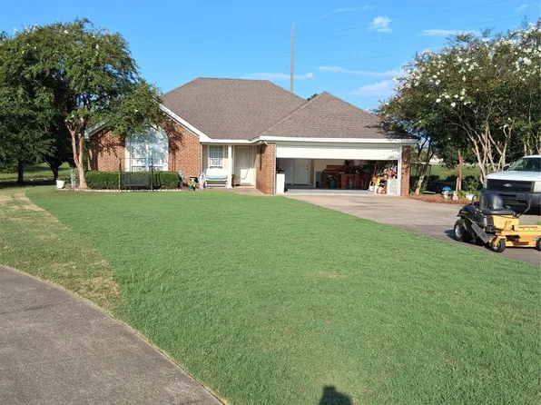 6800 Sandfield Dr, Montgomery, AL 36117