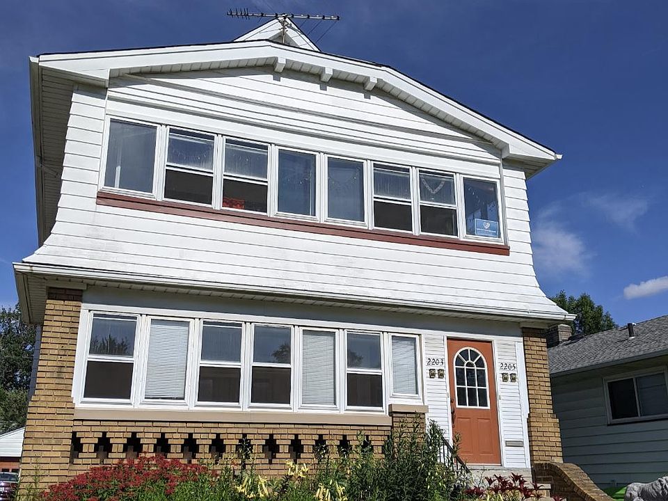 2203 Lincoln Ave, Lakewood, OH 44107 | Zillow