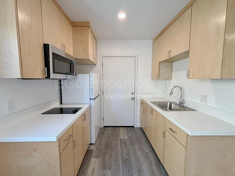 4239 1/2 W 64th St #4239-1/2 — Photo 10
