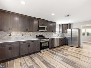 48 Glen Ave, New Castle, DE 19720