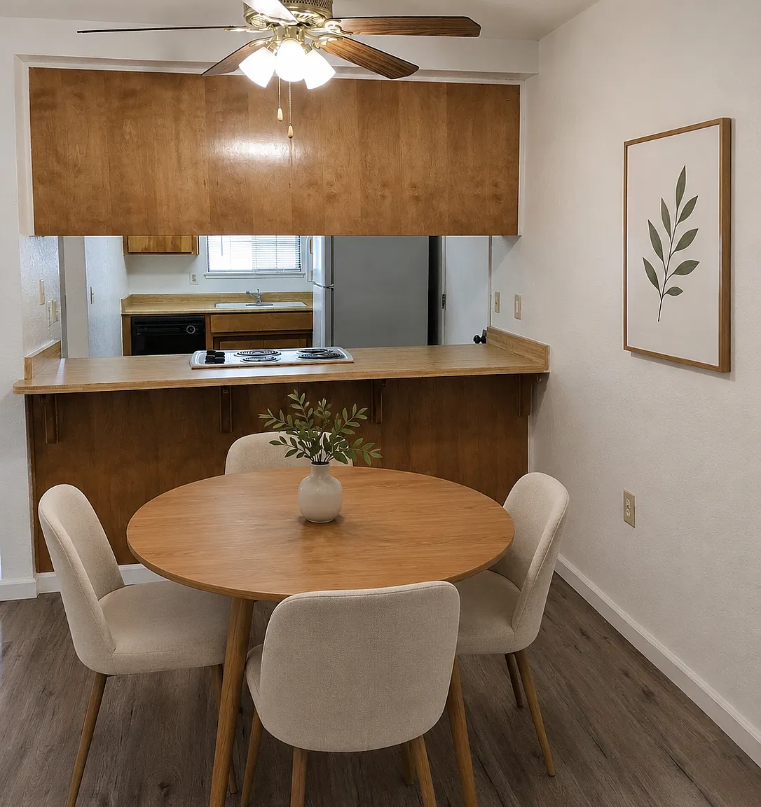 Lakewood Plaza Apartments — Photo 2