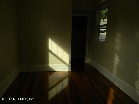 4th image of 1166 Talbot Ave