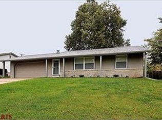 9 Pepperidge Rd, Saint Peters, MO 63376