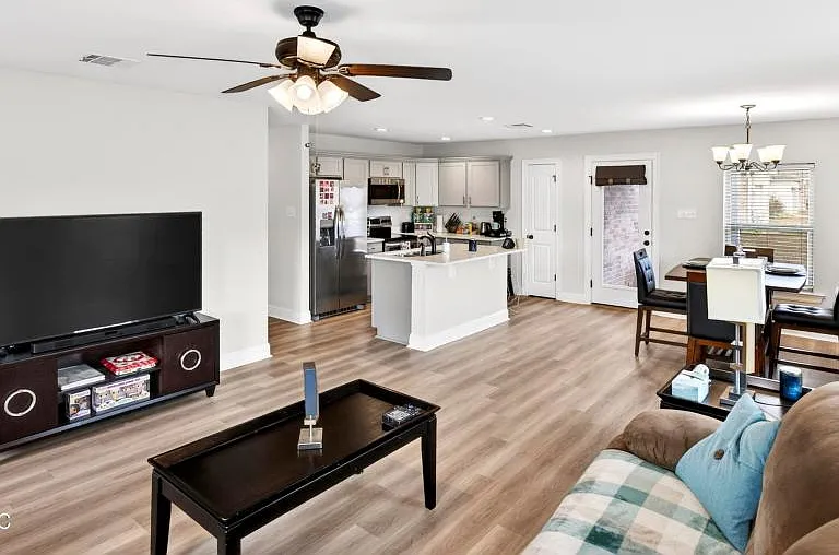 18102 Evergreen Dr — Photo 13