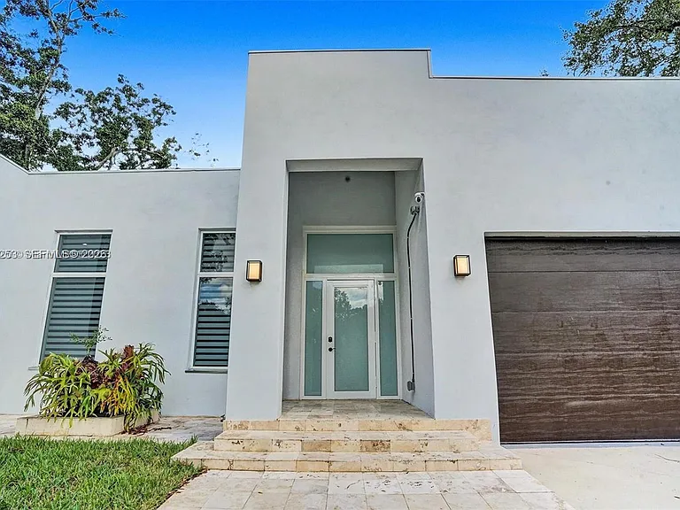 1759 SW 30th Pl — Photo 72