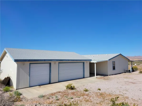 895 E Bader Ave, Moapa Valley, NV 89040