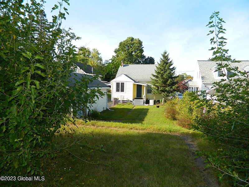 5th image of 2046 Oaklawn Avenue