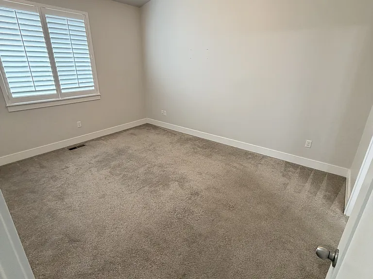 11392 S Mapleside Ln — Photo 4