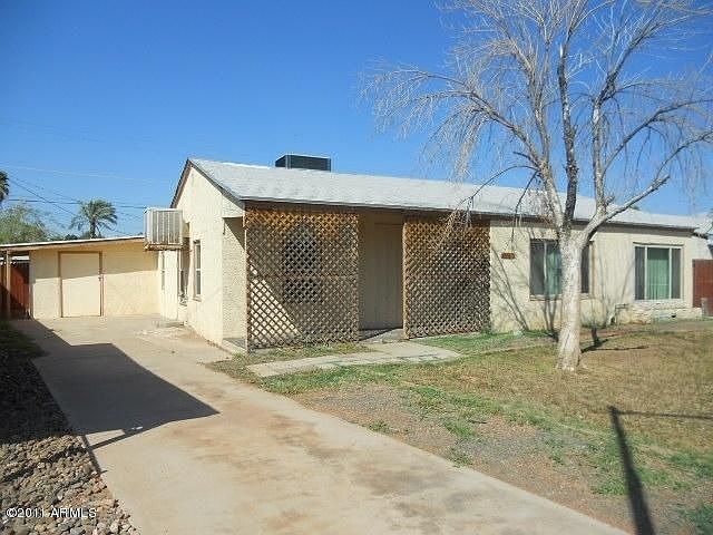 1st image of 116 E Las Flores Ave