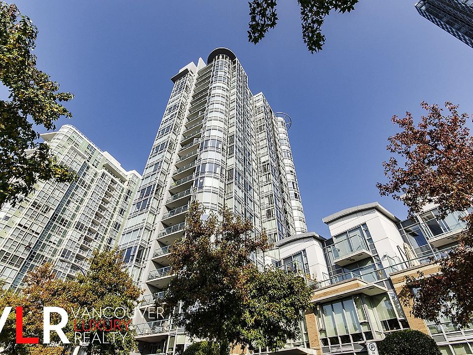 1st image of 1067 Marinaside Cres #2706