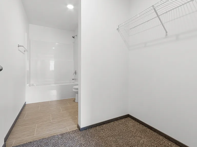 Split Rock Village Apartments & Townhomes — Photo 14