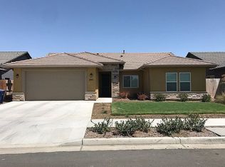 894 Autumn Gold Ave, Lindsay, CA