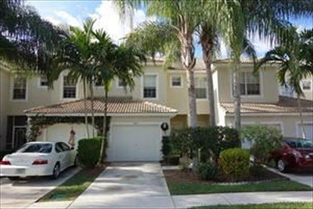 1st image of 9914 Lago Dr