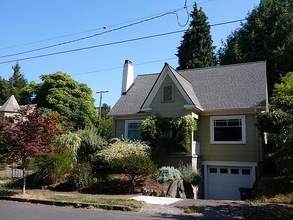 West side.  Garage used for storage (not accessible to tenan