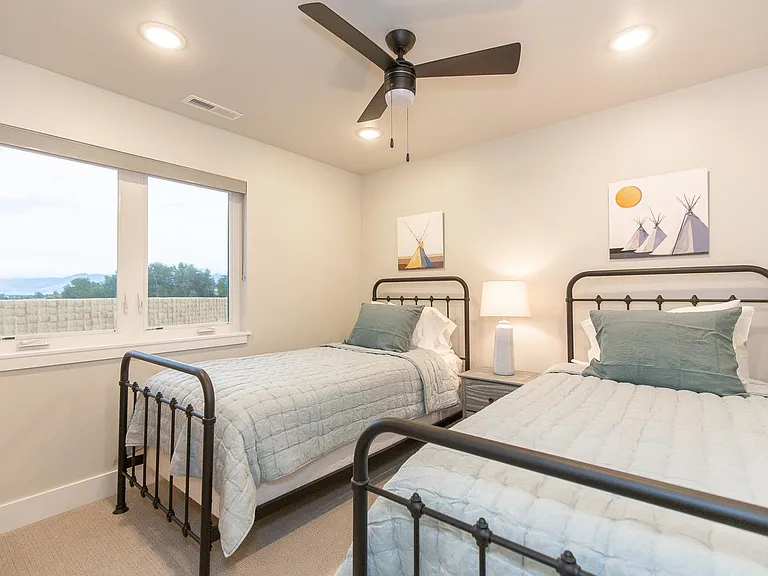 702 Circle F Trl #B — Photo 19