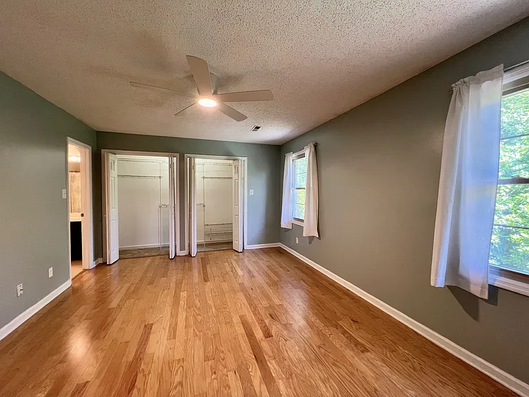 10417 Ravenbrook Ln — Photo 11