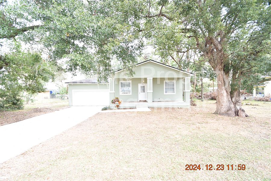 1st image of 14254 21st St