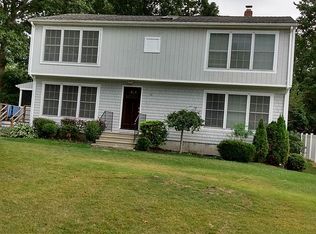 114 Montauk Rd, Narragansett, RI 02882