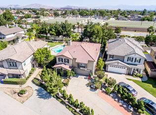 8037 Jamestown Cir, Fontana, CA 92336