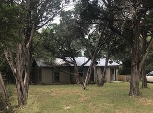465 13th St W, Lakehills, TX 78063