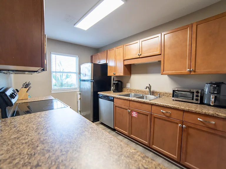 6300 Pinetree Ave #B — Photo 10