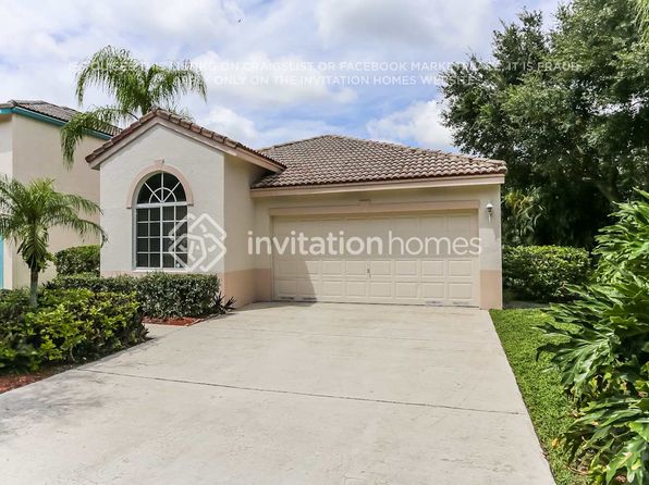 1401 Banyan Cir